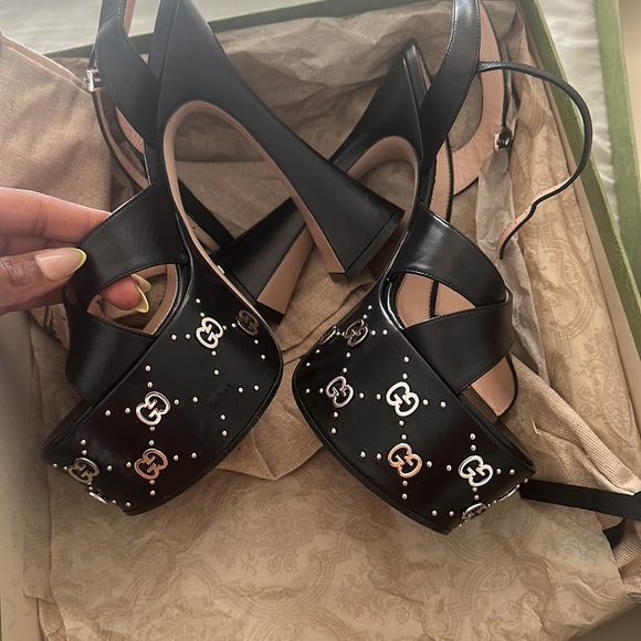 COPY - Gucci Nero platform heels - Picture 6 of 6